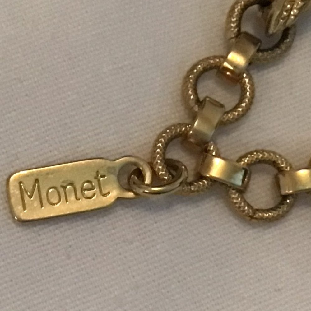 Monet - Vintage gold toned chunky necklace - Picture 3 of 6